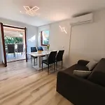 Apartma Mija - Xl Apartment Kornic