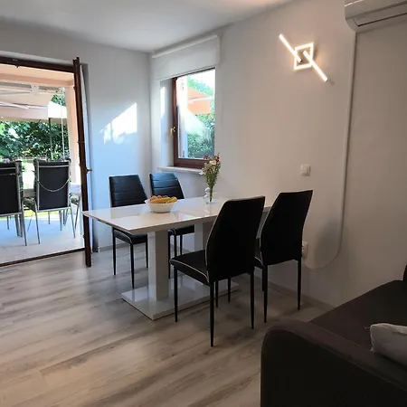 Apartma Mija - Xl *
