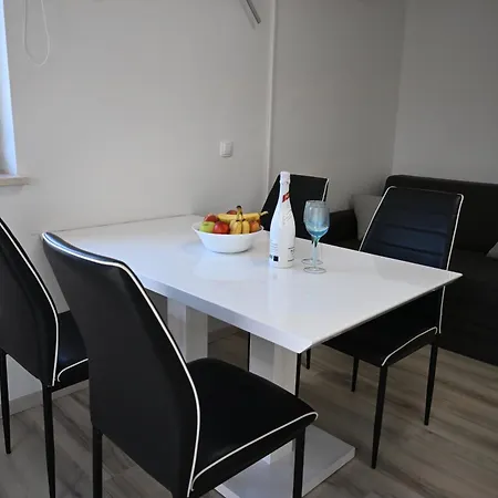 Apartma Mija - Xl *